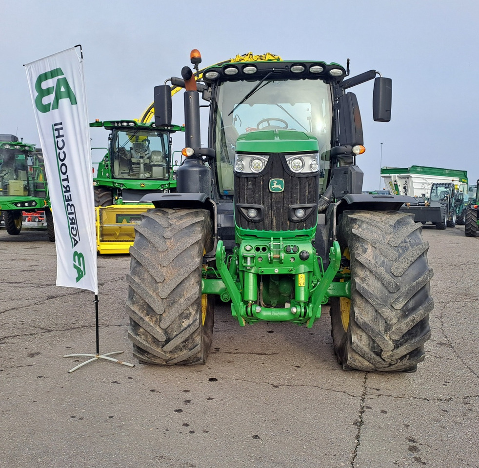 JOHN DEERE 6250R PREMIUM EDITION - Trattore: foto 2 JOHN DEERE 6250R PREMIUM EDITION - Trattore: foto 2