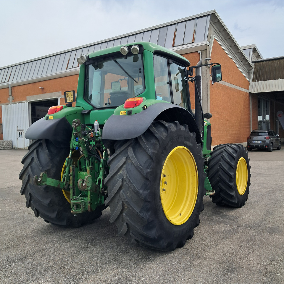 Trattore JOHN DEERE 6830 Premium: foto 6 Trattore JOHN DEERE 6830 Premium: foto 6