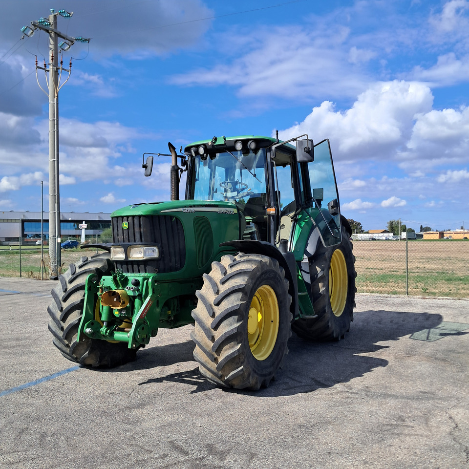 JOHN DEERE 6920S - Trattore: foto 1 JOHN DEERE 6920S - Trattore: foto 1