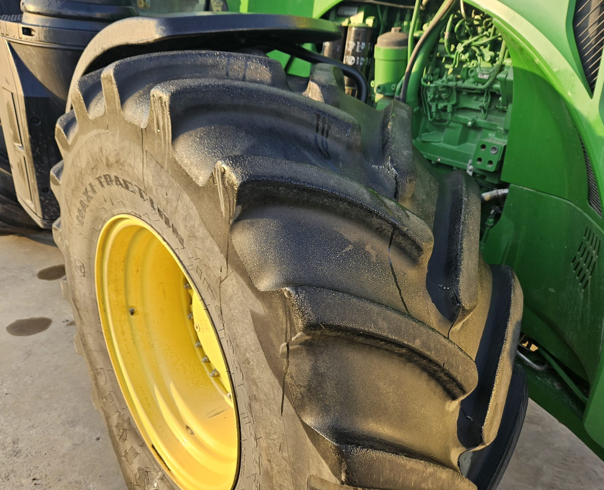 JOHN DEERE 8320R - Trattore: foto 5 JOHN DEERE 8320R - Trattore: foto 5