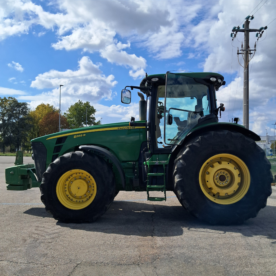 JOHN DEERE 8345 R - Trattore: foto 2 JOHN DEERE 8345 R - Trattore: foto 2