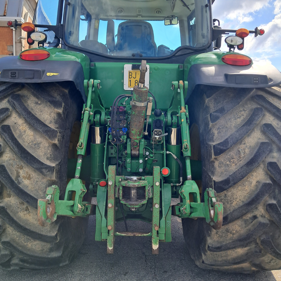 JOHN DEERE 8345 R - Trattore: foto 4 JOHN DEERE 8345 R - Trattore: foto 4