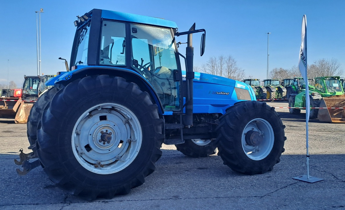 LANDINI 165 LEGEND TOP DELTA SIX - Trattore: foto 3 LANDINI 165 LEGEND TOP DELTA SIX - Trattore: foto 3