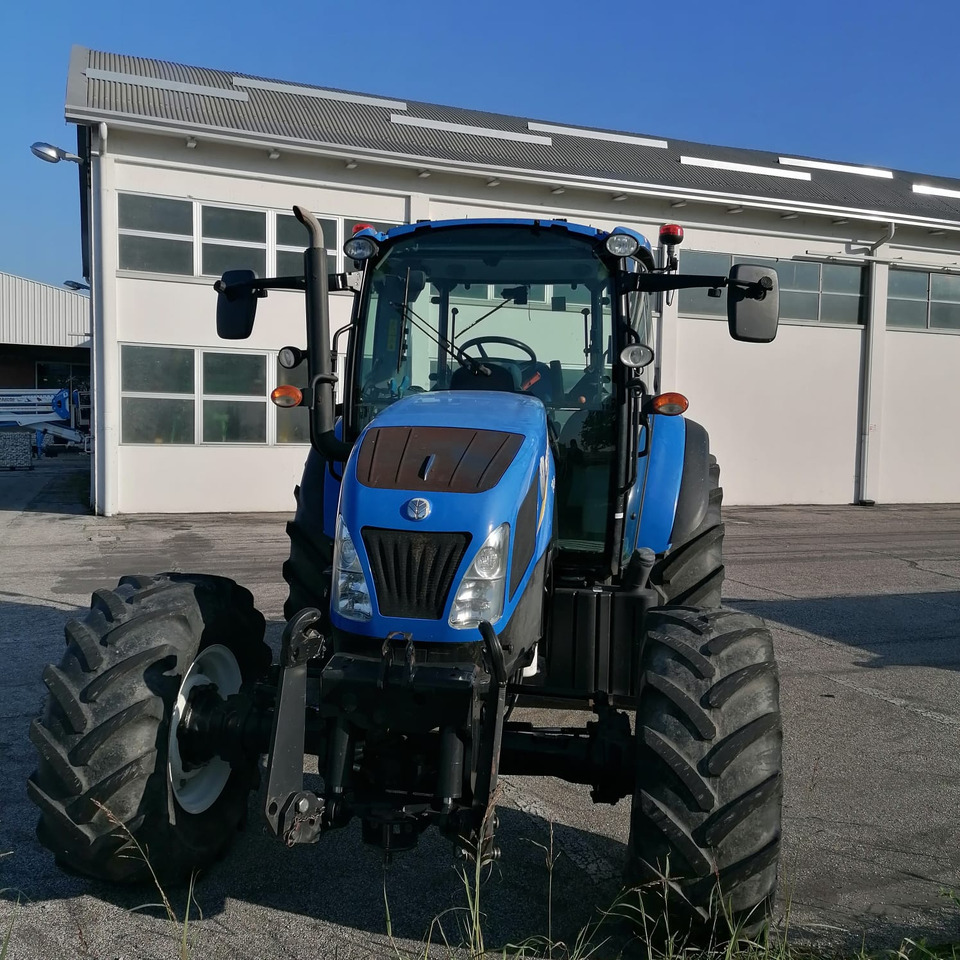 NEW HOLLAND T4.105 - Trattore: foto 5 NEW HOLLAND T4.105 - Trattore: foto 5