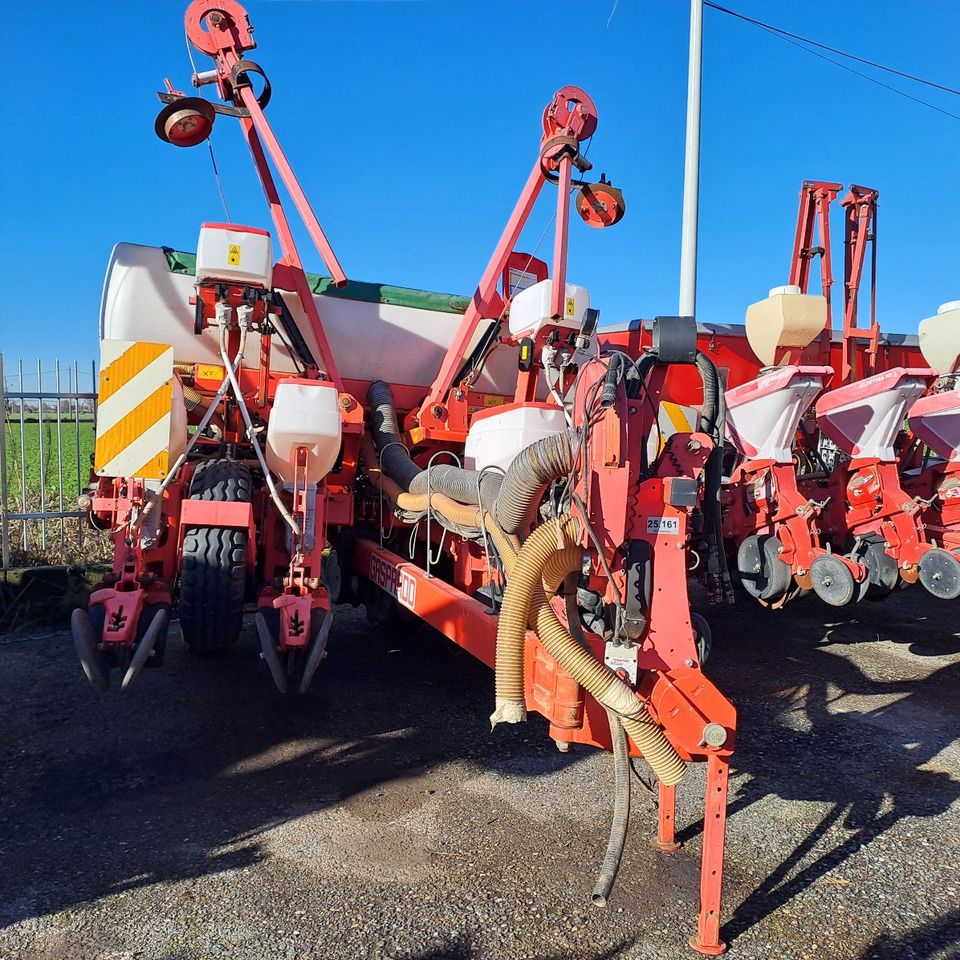 SEMINATRICE GASPARDO RENATA 8 ROWS (FILE) - Seminatrice di precisione: foto 1 SEMINATRICE GASPARDO RENATA 8 ROWS (FILE) - Seminatrice di precisione: foto 1