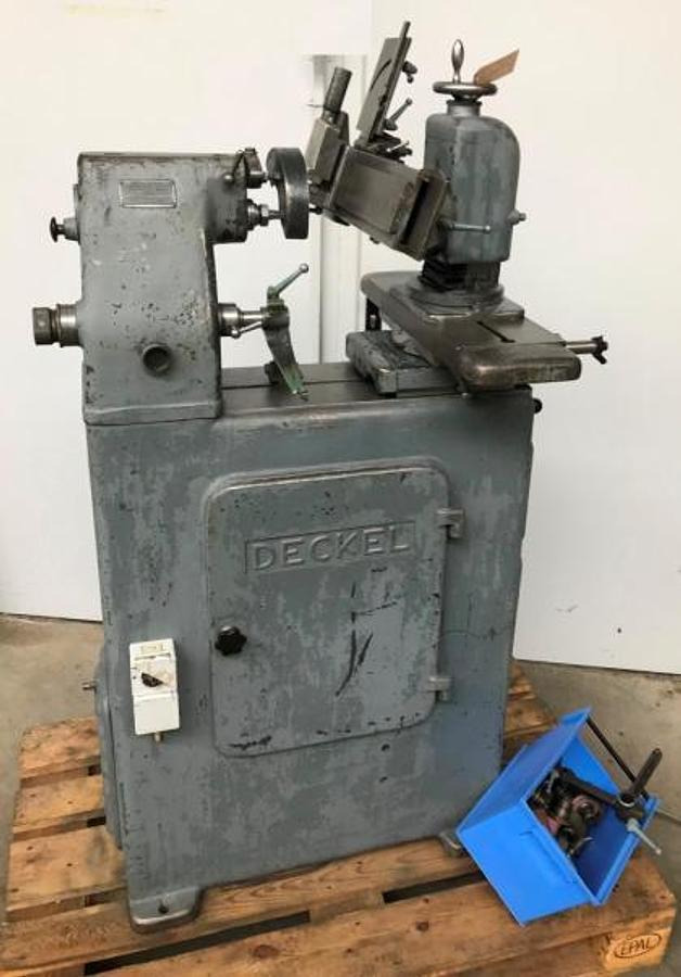 Universal-Werkzeugschleifmaschine DECKEL - Macchina lavorazione metalli: foto 1 Universal-Werkzeugschleifmaschine DECKEL - Macchina lavorazione metalli: foto 1