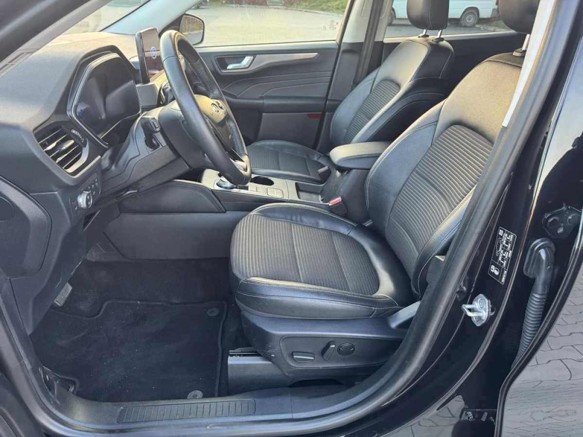 Ford Kuga Ford 2.0 EcoBlue AWD Titanium X Kamery - SUV/ Fuoristrada: foto 5 Ford Kuga Ford 2.0 EcoBlue AWD Titanium X Kamery - SUV/ Fuoristrada: foto 5