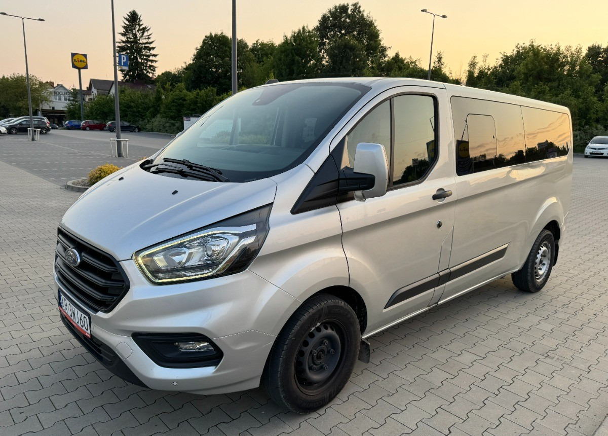 Ford Transit Custom 2.0 170 KM L2 LONG 2021 LED 8 osobowy NAWIEWY miejsc Salon PL - Minibus, Pulmino: foto 4 Ford Transit Custom 2.0 170 KM L2 LONG 2021 LED 8 osobowy NAWIEWY miejsc Salon PL - Minibus, Pulmino: foto 4