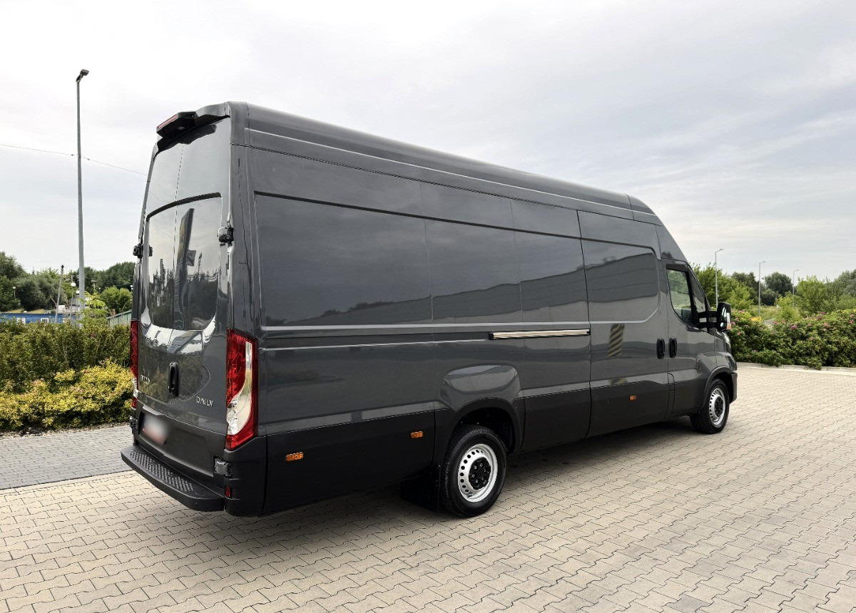 Iveco Daily L4H3 MAXI 3.0 180KM Hi-matic Kamera Salon PL - Furgone chiuso: foto 4 Iveco Daily L4H3 MAXI 3.0 180KM Hi-matic Kamera Salon PL - Furgone chiuso: foto 4