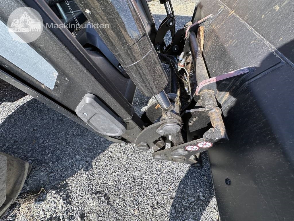 Trattore Case IH Farmall 110 C: foto 39 Trattore Case IH Farmall 110 C: foto 39