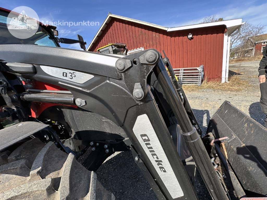 Trattore Case IH Farmall 110 C: foto 42 Trattore Case IH Farmall 110 C: foto 42