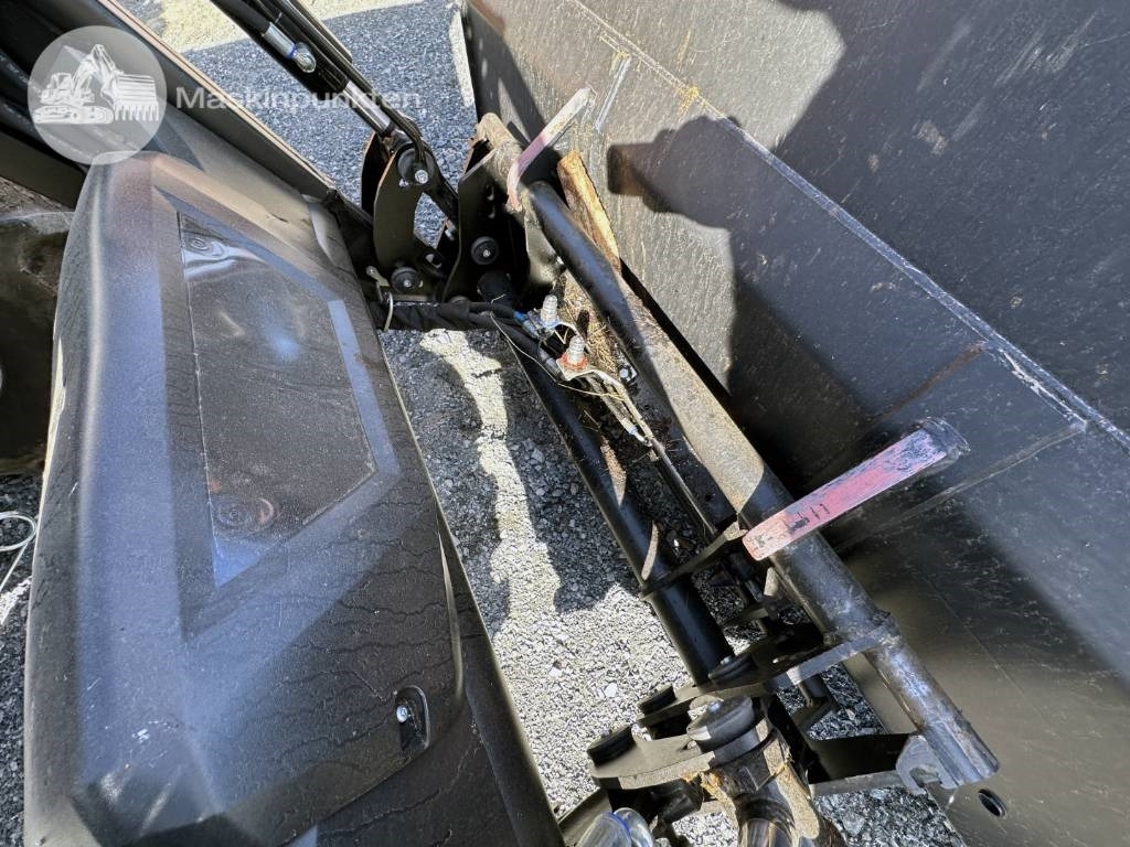 Trattore Case IH Farmall 110 C: foto 40 Trattore Case IH Farmall 110 C: foto 40