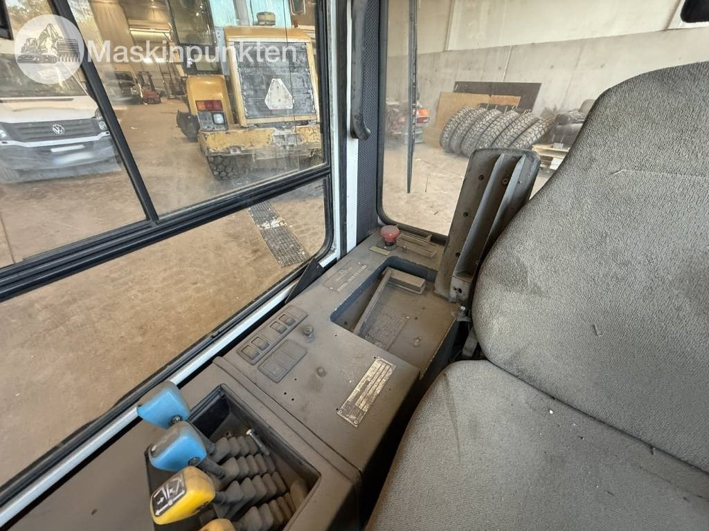 Leasing di Clark CEM 25  Clark CEM 25: foto 20