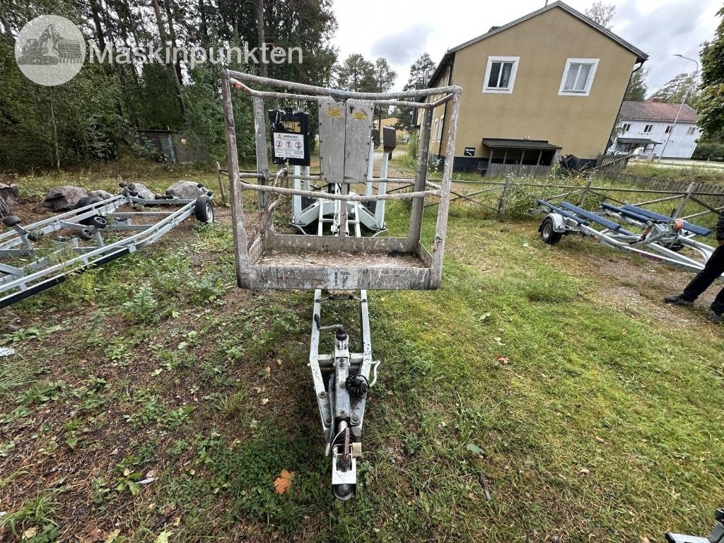 Dino 180 T - Piattaforma trainabile: foto 2 Dino 180 T - Piattaforma trainabile: foto 2