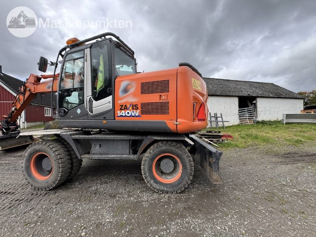 Hitachi ZX 140 W-3 - Escavatore gommato: foto 2 Hitachi ZX 140 W-3 - Escavatore gommato: foto 2