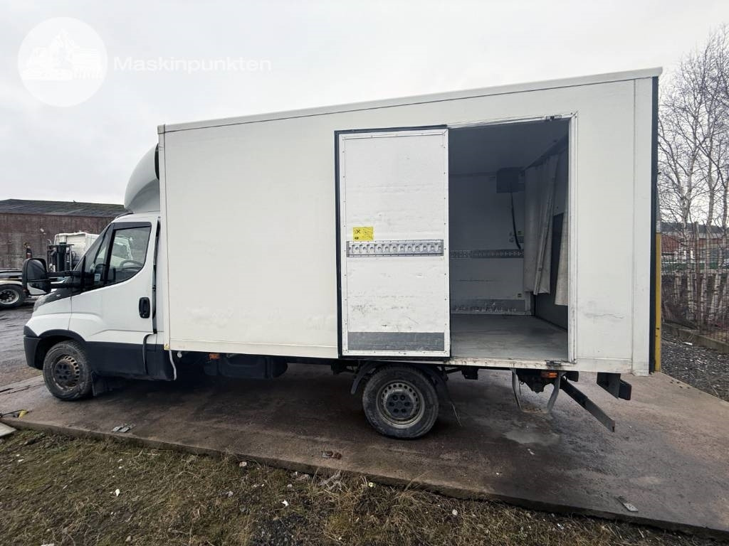 Iveco Daily 35 S16 - Furgone frigo: foto 2 Iveco Daily 35 S16 - Furgone frigo: foto 2