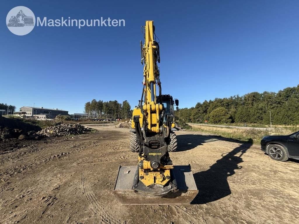 Komatsu PW 160 - Escavatore gommato: foto 2 Komatsu PW 160 - Escavatore gommato: foto 2