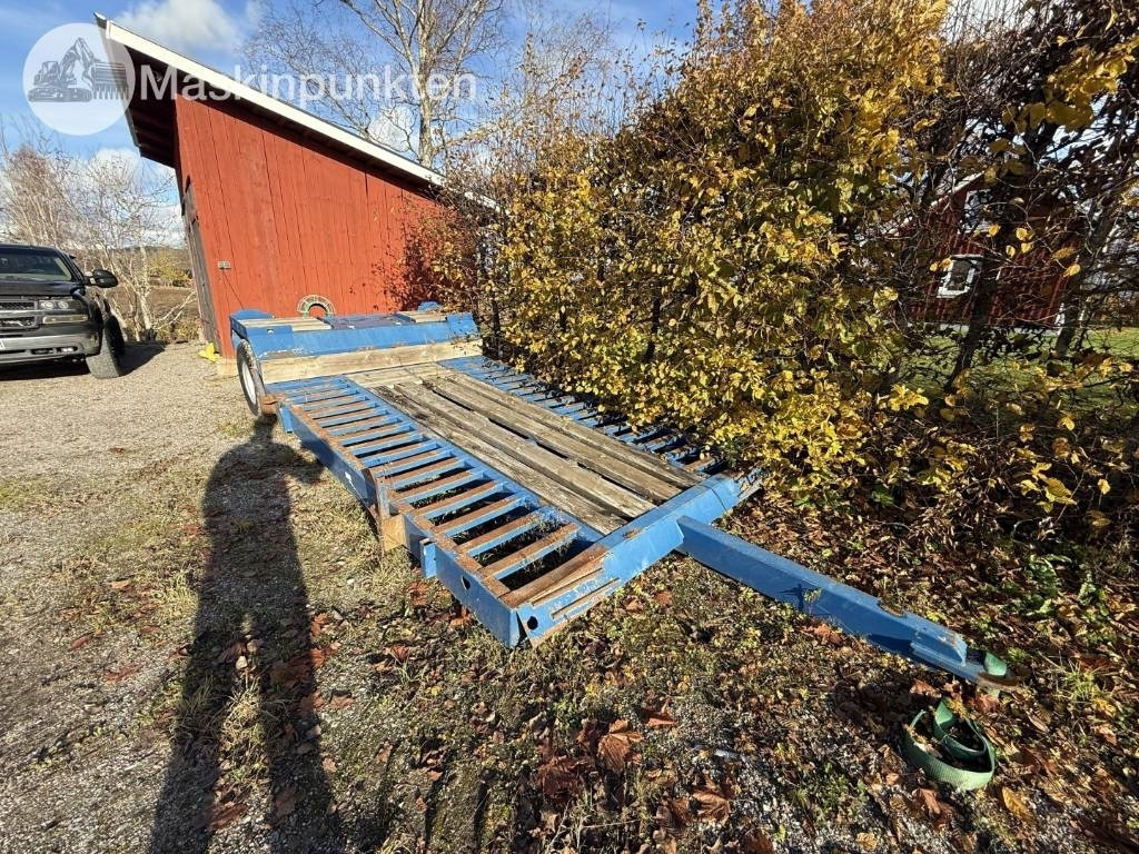 Maskintrailer Till traktor - Rimorchio pianale ribassato: foto 3 Maskintrailer Till traktor - Rimorchio pianale ribassato: foto 3