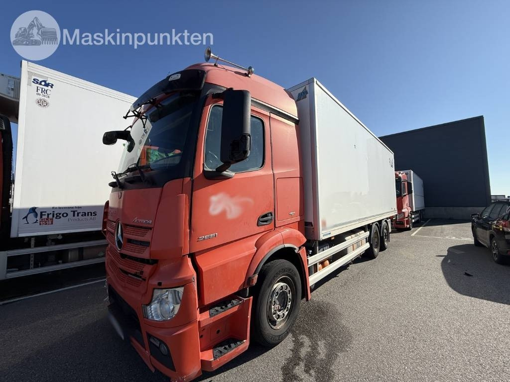 Mercedes-Benz Actros 2551 - Autocarro frigorifero: foto 1 Mercedes-Benz Actros 2551 - Autocarro frigorifero: foto 1