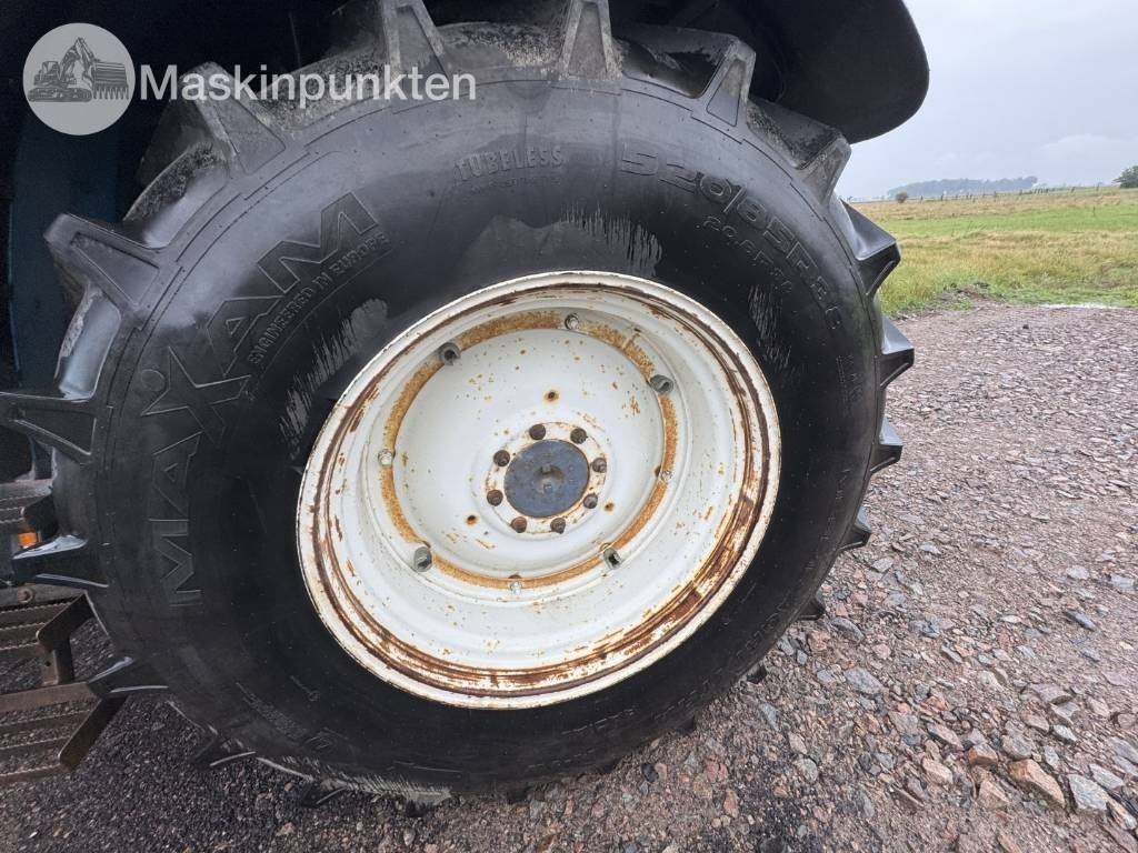 New Holland 8560  - Trattore: foto 5 New Holland 8560  - Trattore: foto 5