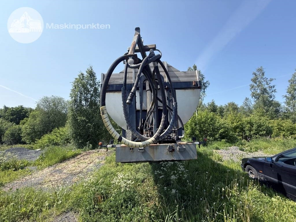 Parator STI 17-24 - Semirimorchio ribaltabile: foto 2 Parator STI 17-24 - Semirimorchio ribaltabile: foto 2