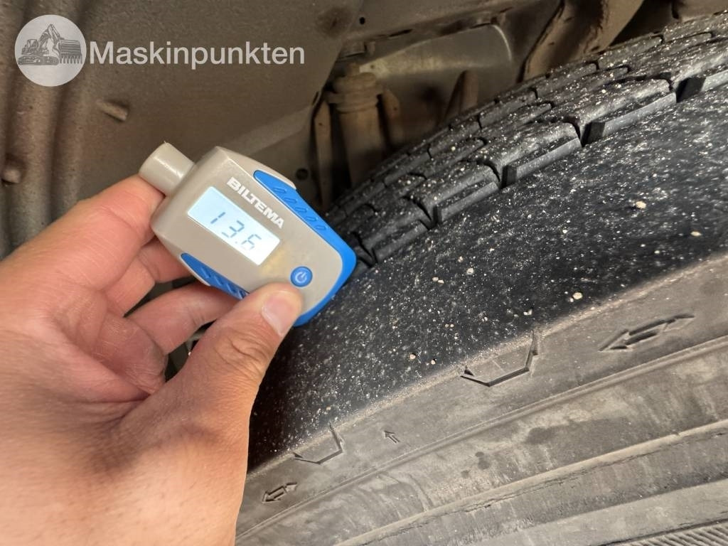 Scania P 320 - Autocarro furgonato: foto 5 Scania P 320 - Autocarro furgonato: foto 5