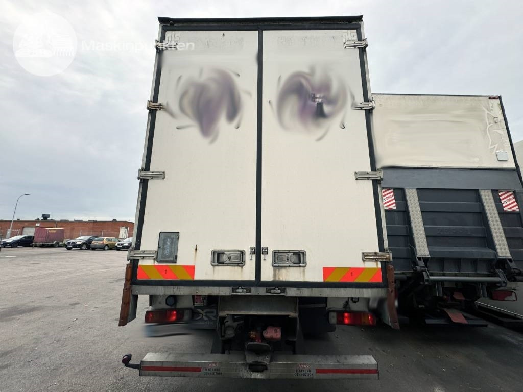 Scania R 420 LB - Autocarro furgonato: foto 4 Scania R 420 LB - Autocarro furgonato: foto 4