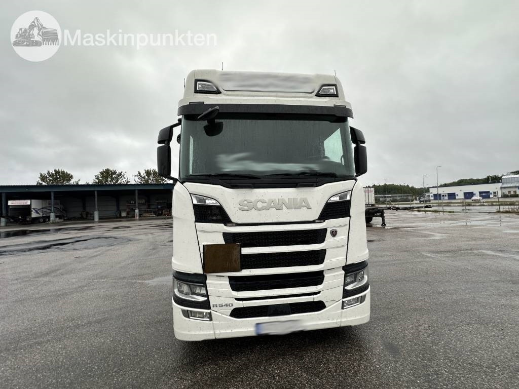 Scania R 540 - Autocarro furgonato: foto 2 Scania R 540 - Autocarro furgonato: foto 2