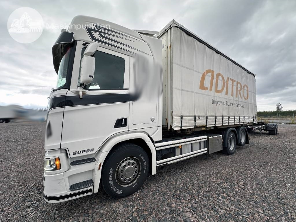 Scania R 580 - Autocarro portacontainer/ Caisse interchangeable: foto 2 Scania R 580 - Autocarro portacontainer/ Caisse interchangeable: foto 2
