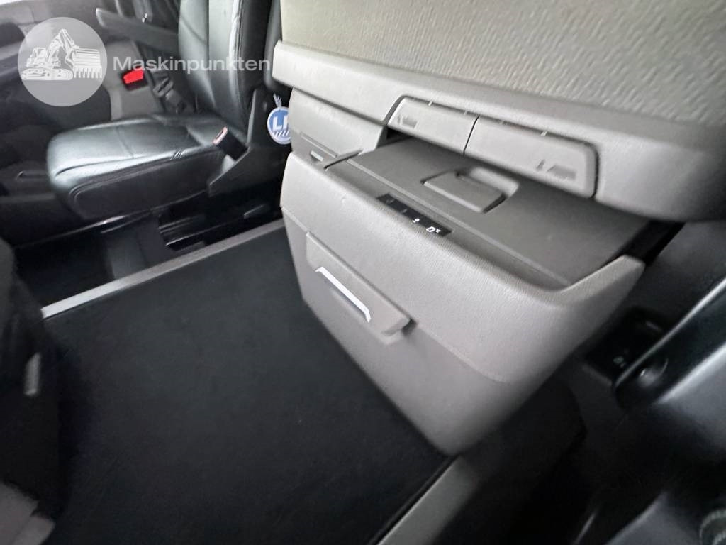 Autocarro portacontainer/ Caisse interchangeable Scania R 580: foto 33 Autocarro portacontainer/ Caisse interchangeable Scania R 580: foto 33