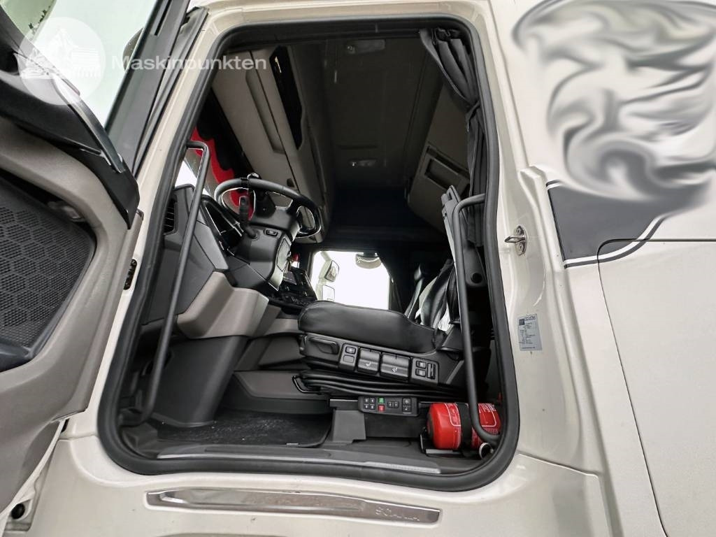 Autocarro portacontainer/ Caisse interchangeable Scania R 580: foto 12 Autocarro portacontainer/ Caisse interchangeable Scania R 580: foto 12