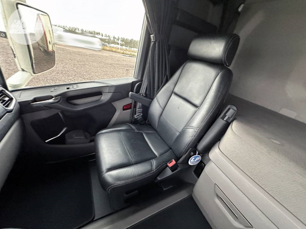 Autocarro portacontainer/ Caisse interchangeable Scania R 580: foto 32 Autocarro portacontainer/ Caisse interchangeable Scania R 580: foto 32