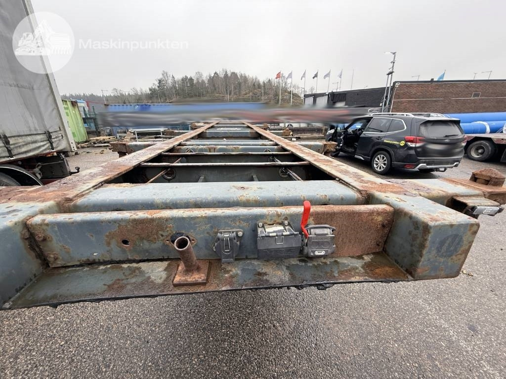 Schweriner CS 40 - Semirimorchio portacontainer/ Caisse interchangeable: foto 3 Schweriner CS 40 - Semirimorchio portacontainer/ Caisse interchangeable: foto 3