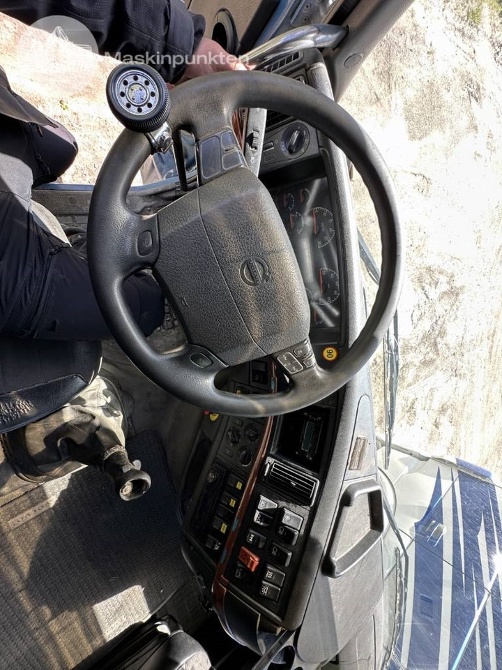 Trattore stradale Volvo FH 460: foto 21