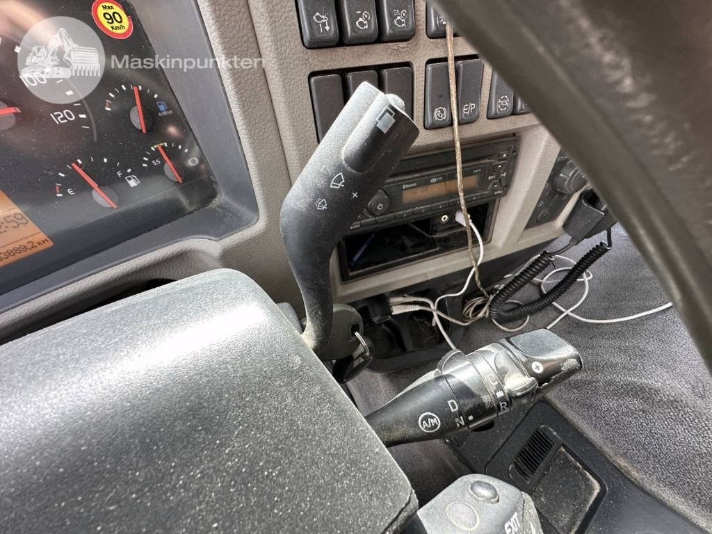 Autobetoniera Volvo FE 320: foto 25