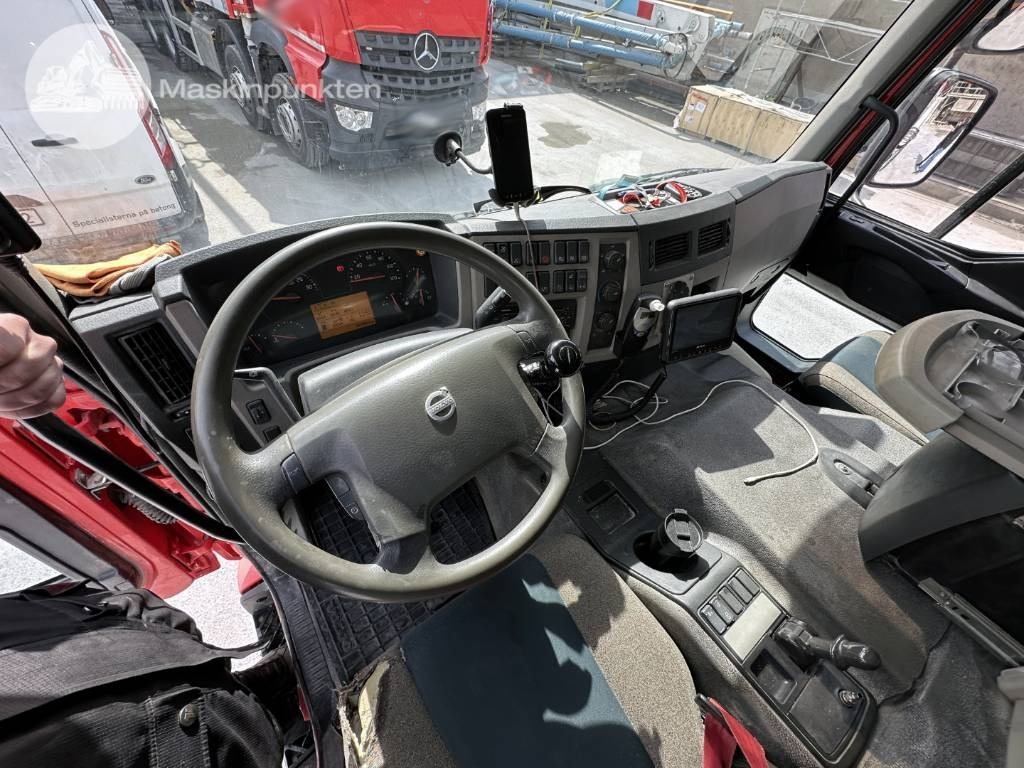 Autobetoniera Volvo FE 320: foto 21