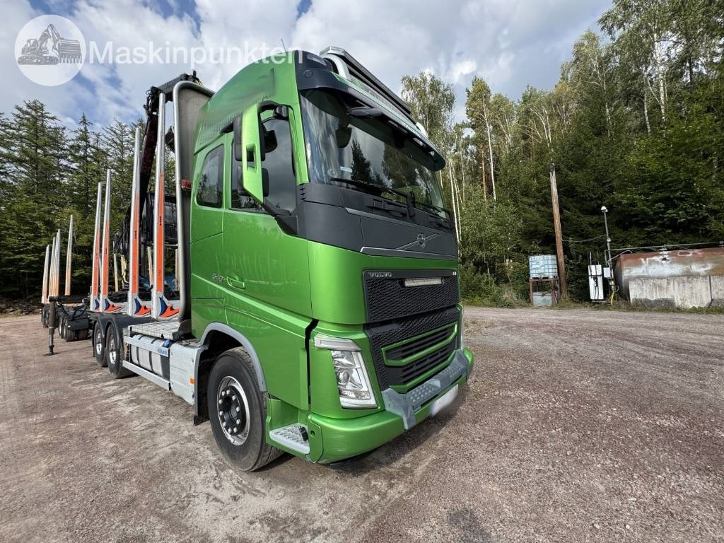 Volvo FH 16 550 - Camion trasporto legname: foto 4 Volvo FH 16 550 - Camion trasporto legname: foto 4