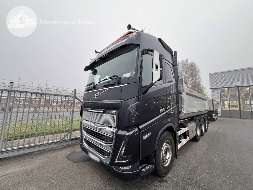 Volvo FH 16 750 - Autocarro ribaltabile: foto 1 Volvo FH 16 750 - Autocarro ribaltabile: foto 1