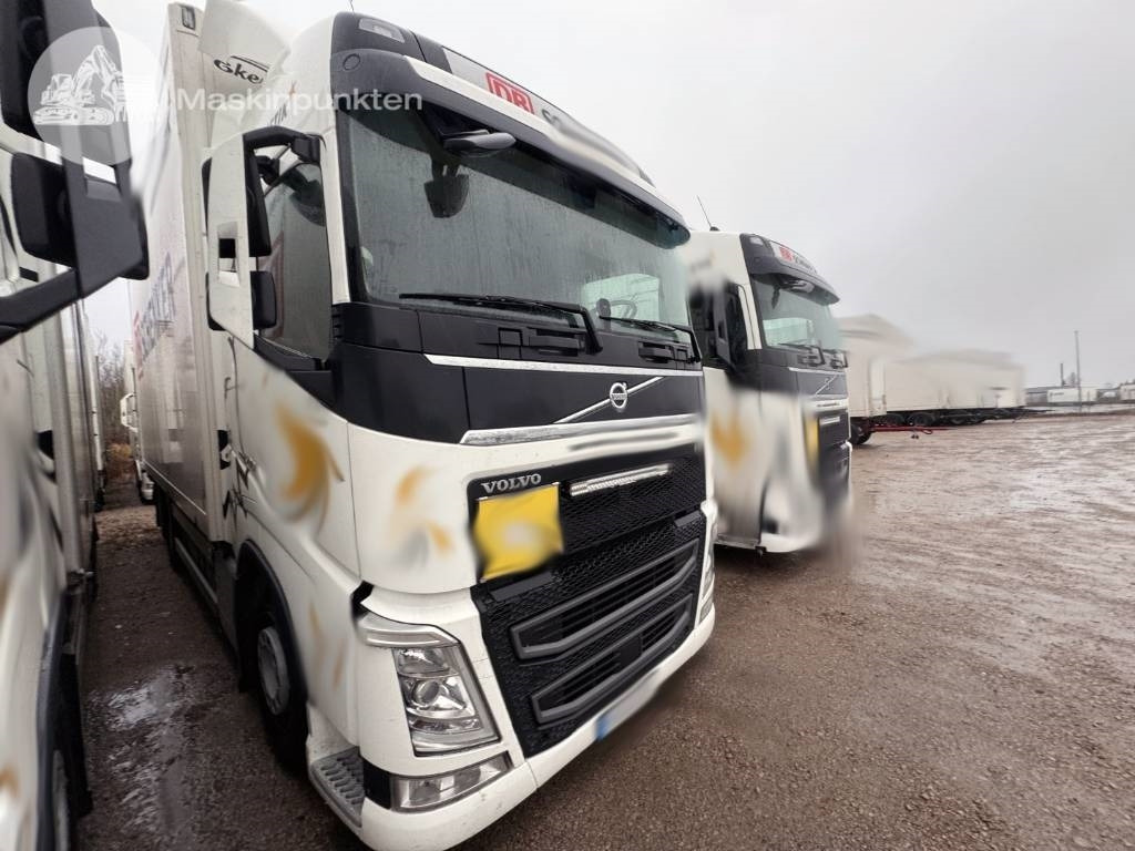 Volvo FH 500 - Autocarro furgonato: foto 2 Volvo FH 500 - Autocarro furgonato: foto 2