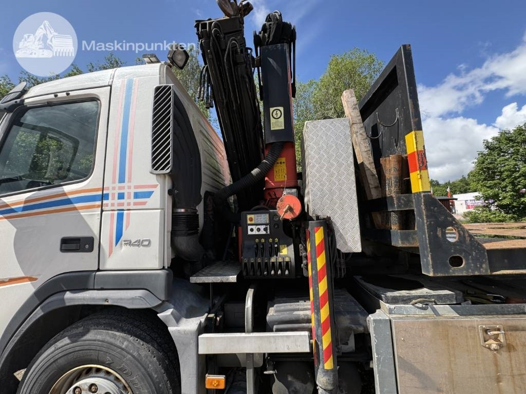 Camion con gru Volvo FM 12 340 Kranväxlare med flak: foto 29