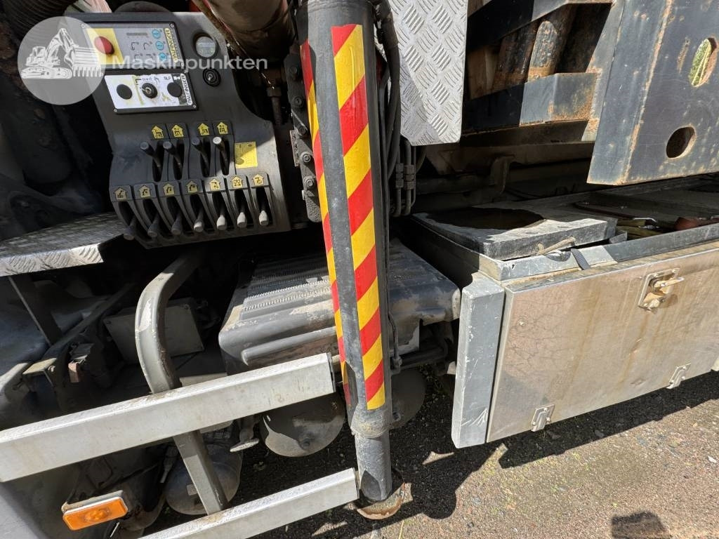 Camion con gru Volvo FM 12 340 Kranväxlare med flak: foto 30