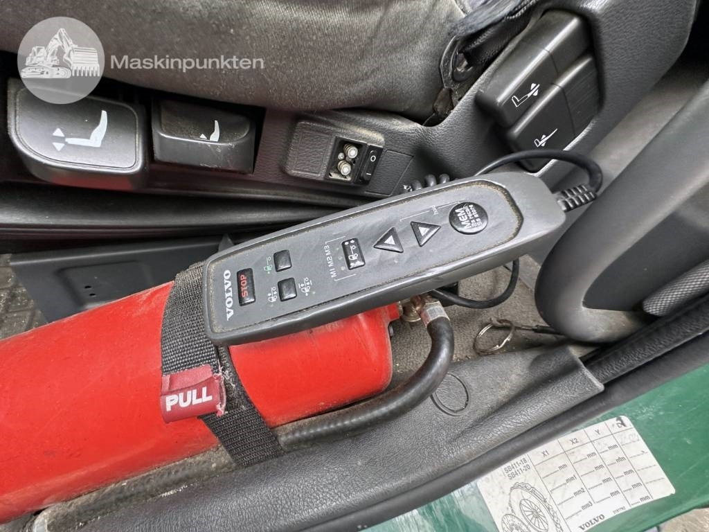 Autocarro furgonato Volvo FM 9 300: foto 12 Autocarro furgonato Volvo FM 9 300: foto 12