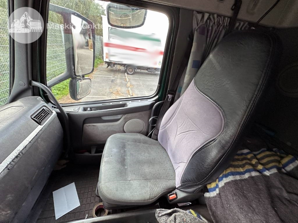 Autocarro furgonato Volvo FM 9 300: foto 35 Autocarro furgonato Volvo FM 9 300: foto 35