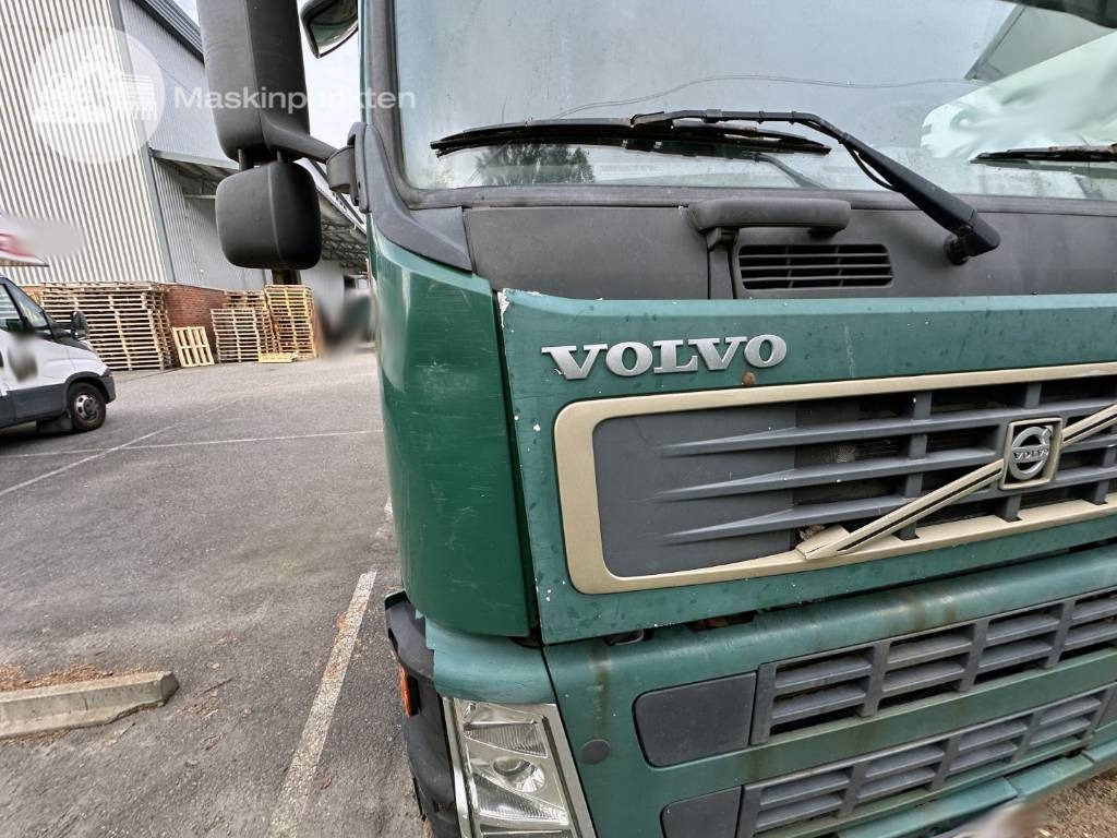 Autocarro furgonato Volvo FM 9 300: foto 49 Autocarro furgonato Volvo FM 9 300: foto 49