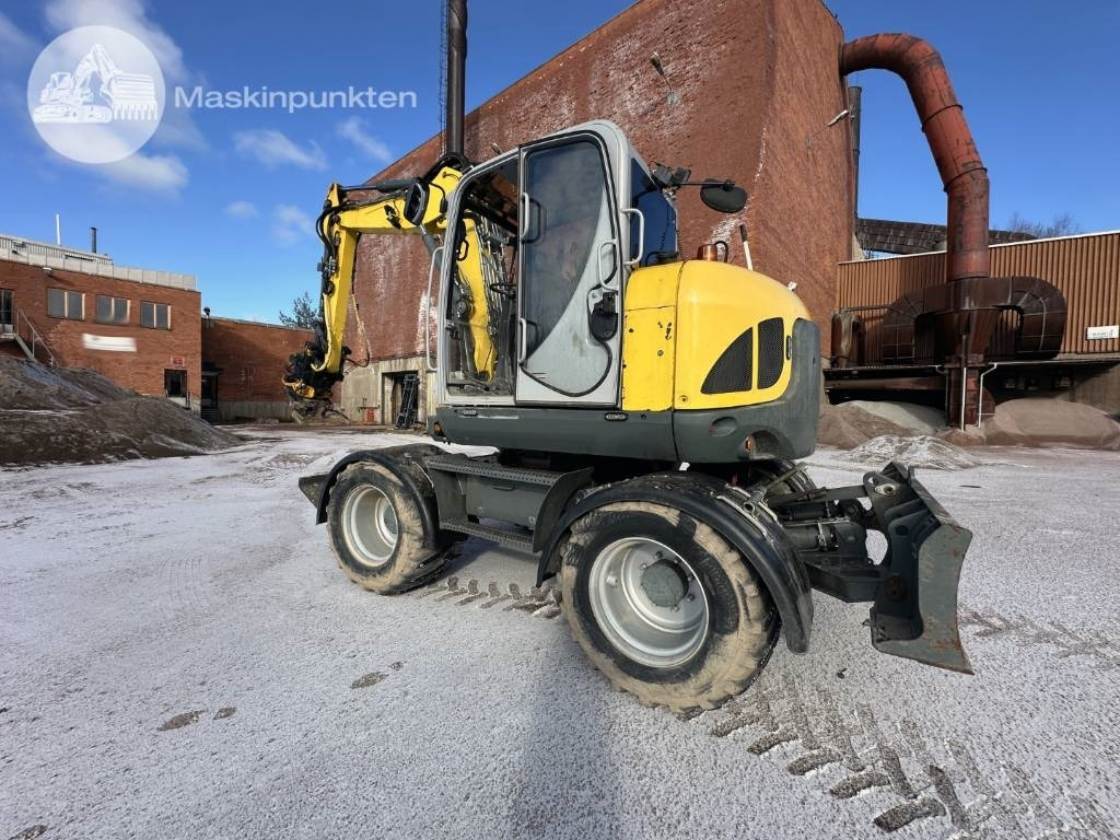 Wacker Neuson EW 100 - Escavatore gommato: foto 3 Wacker Neuson EW 100 - Escavatore gommato: foto 3