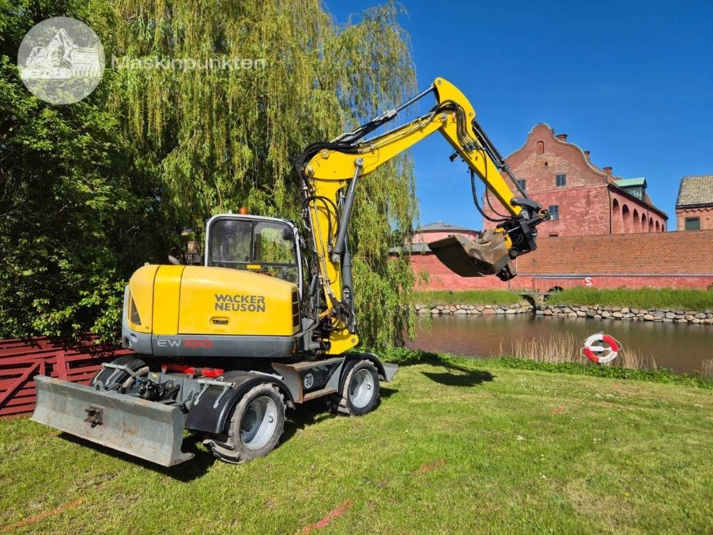 Wacker Neuson EW 100 med vagn - Escavatore gommato: foto 4 Wacker Neuson EW 100 med vagn - Escavatore gommato: foto 4