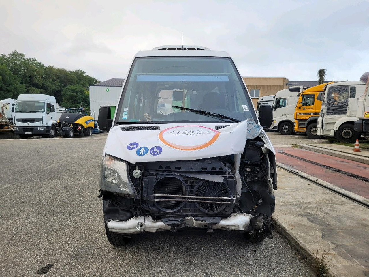 MERCEDES SPRINTER II CHASSIS 5.0T 516 C - Minibus, Pulmino: foto 2 MERCEDES SPRINTER II CHASSIS 5.0T 516 C - Minibus, Pulmino: foto 2