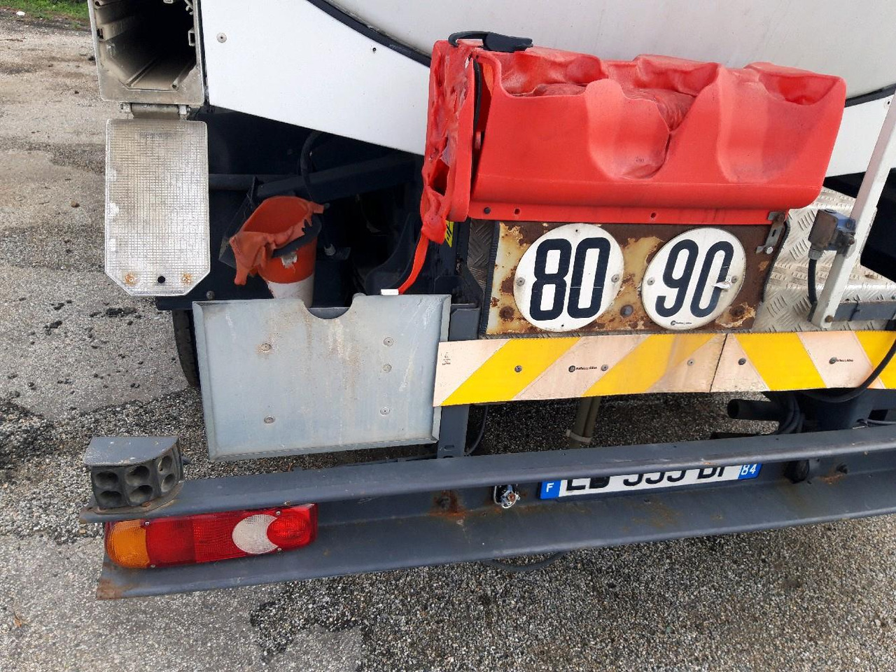 Camion cisterna RENAULT MIDLUM CITERNE 7500: foto 6