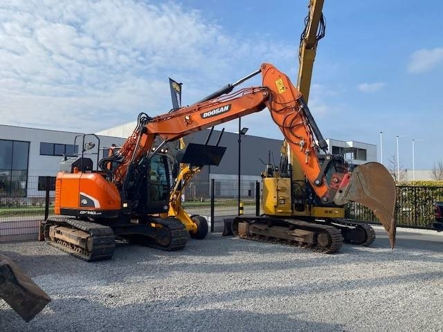 Doosan DX140LCR-5 - Escavatore cingolato: foto 4 Doosan DX140LCR-5 - Escavatore cingolato: foto 4