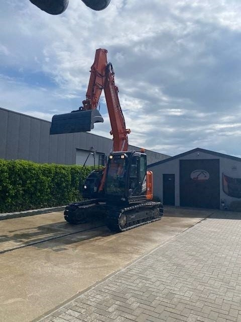 Hitachi ZX 135 US-6 - Escavatore cingolato: foto 3 Hitachi ZX 135 US-6 - Escavatore cingolato: foto 3